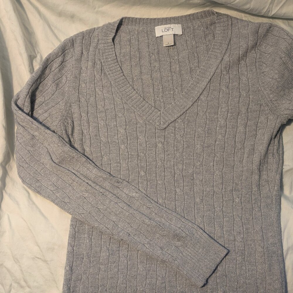 Gray Cable Knit V-Neck Sweater